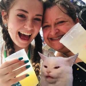 Meet your Posher, Debbie